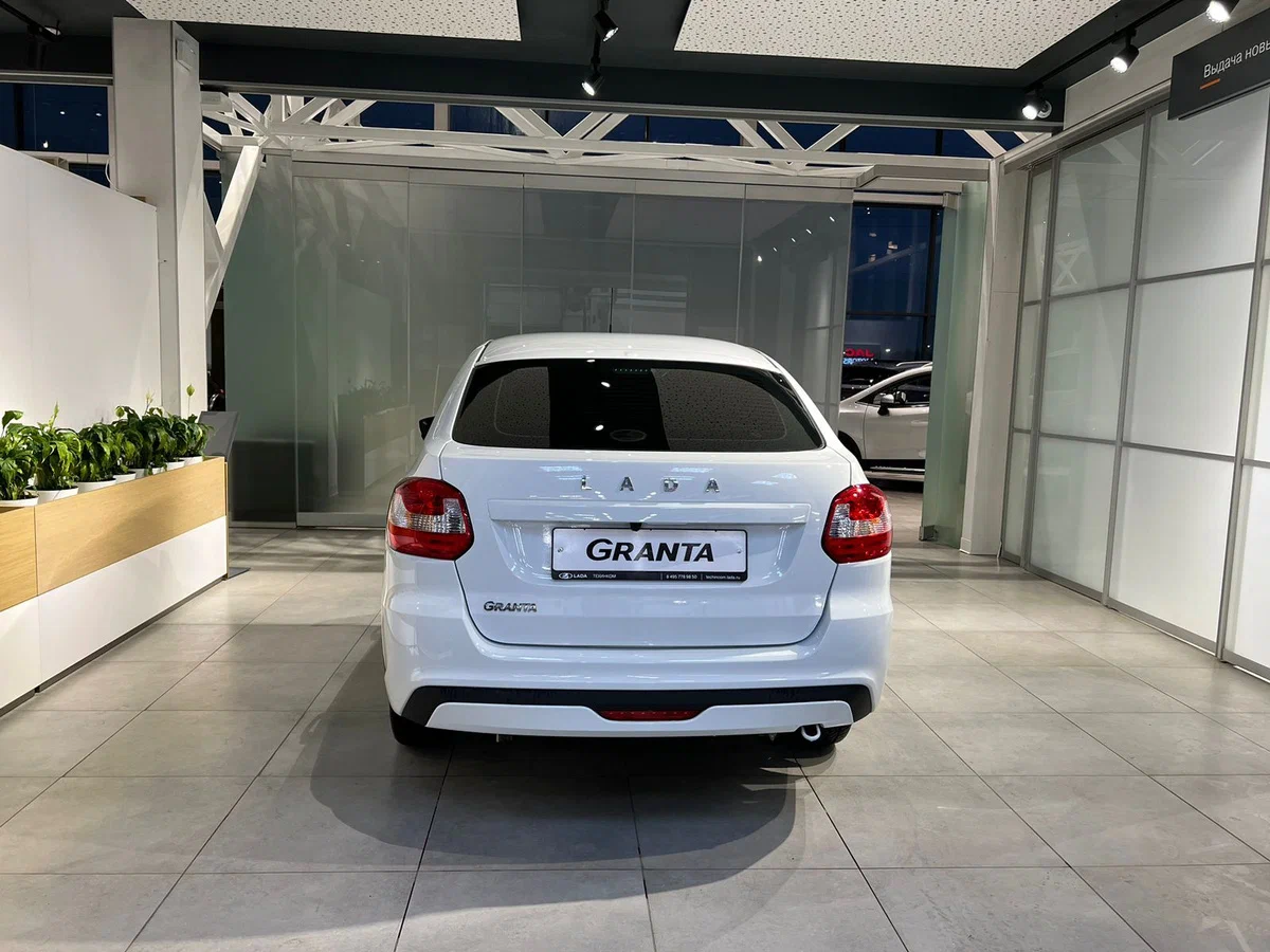 Lada Granta Лифтбек в Екатеринбург - фото №4