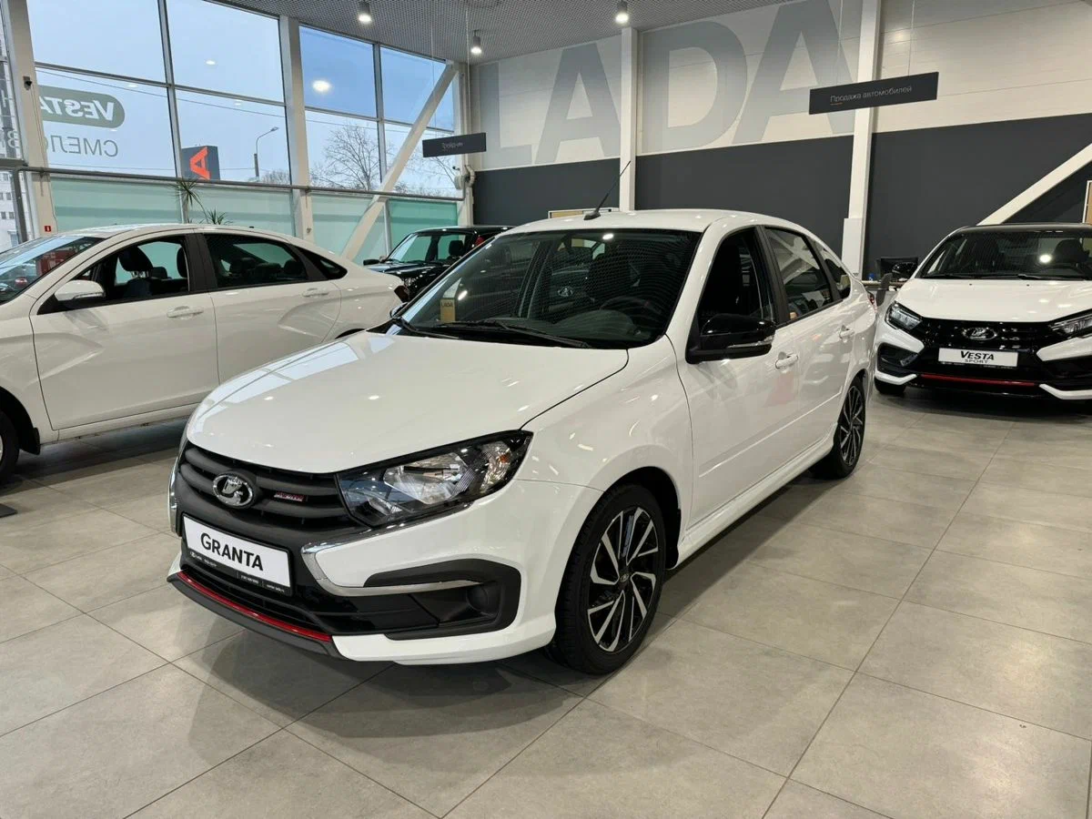 Lada Granta Sport Лифтбек в Екатеринбург - фото №2