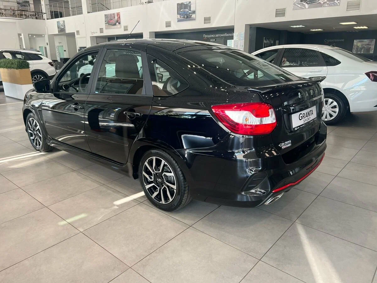 Lada Granta Sportline Лифтбек в Екатеринбург - фото №3